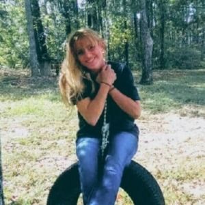 Meet your Posher, Tonya